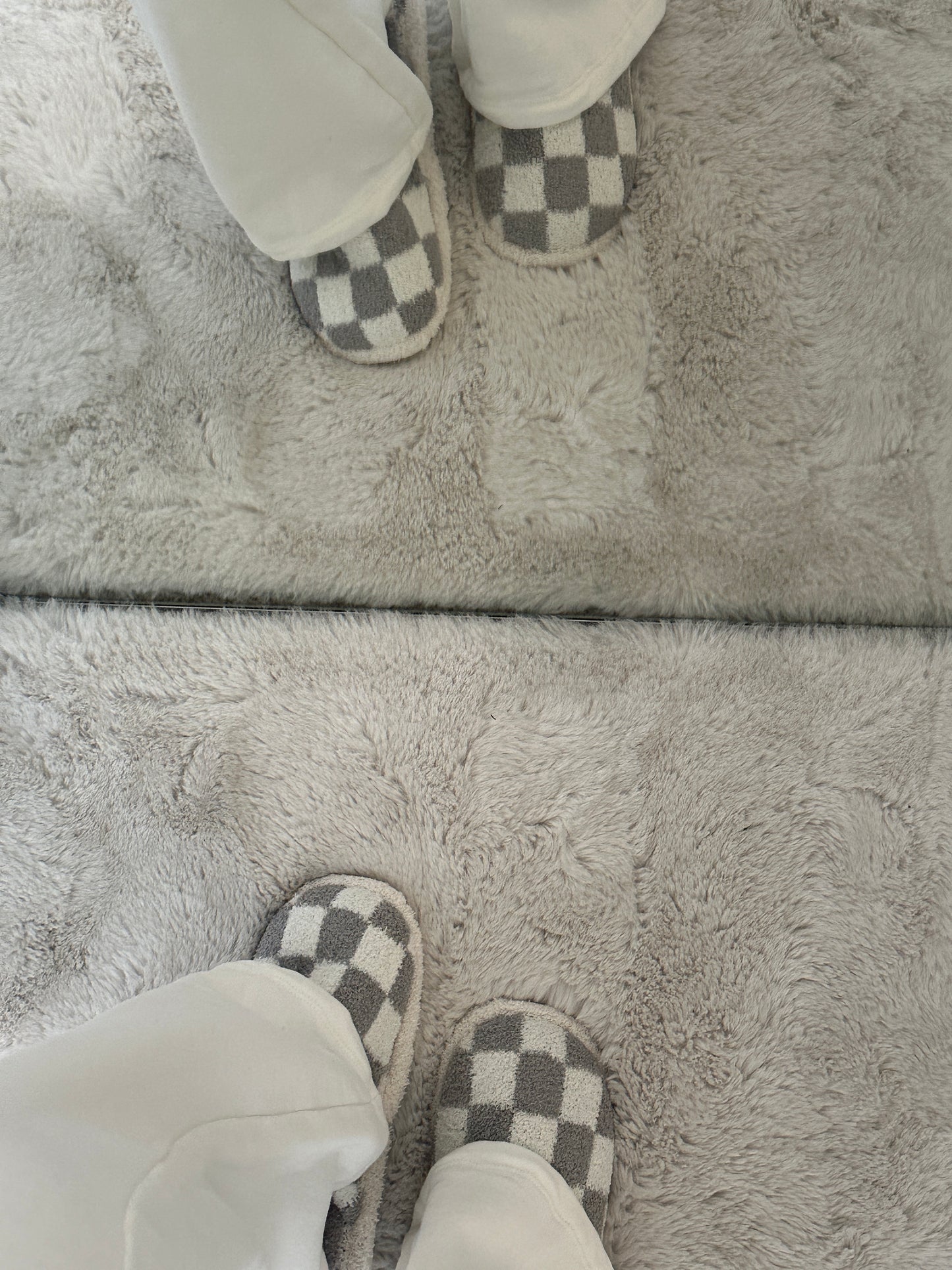 Checkered Slippers (grey)