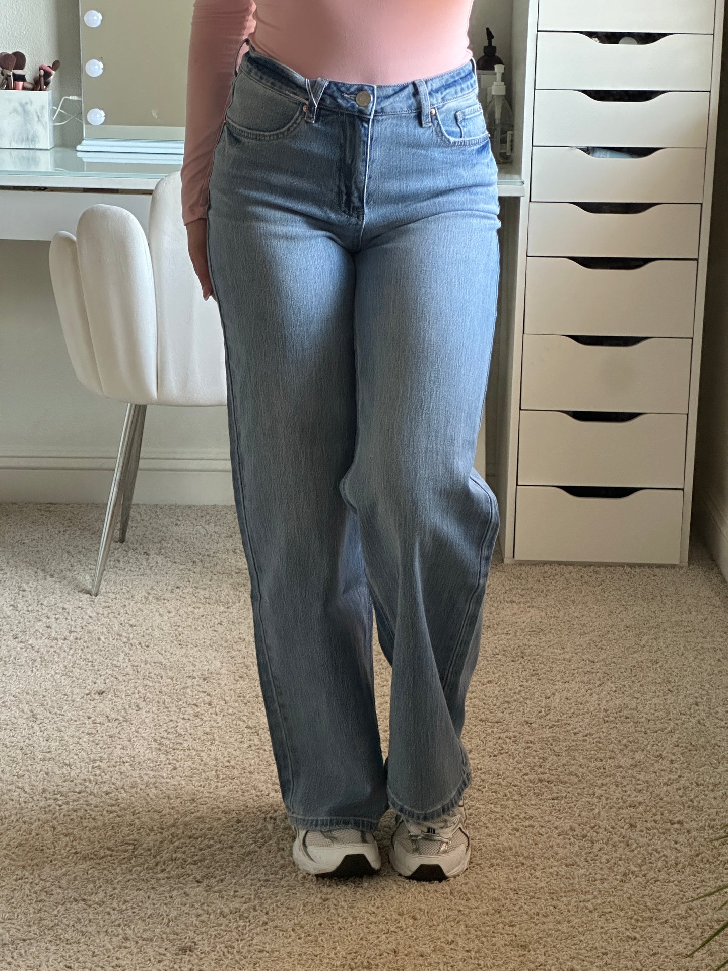 Bella Jeans (light medium wash)
