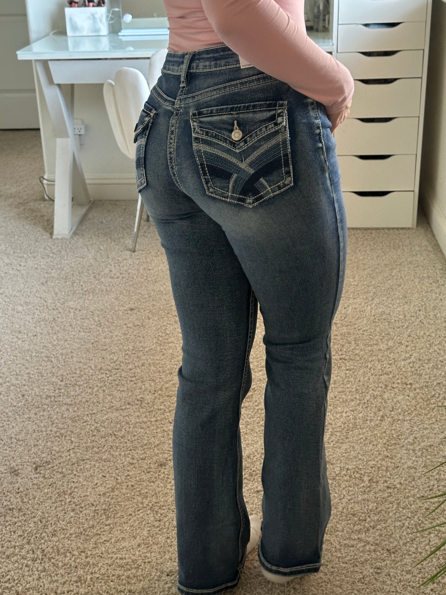 Bailame Bootcut Jeans (Medium Light Wash)