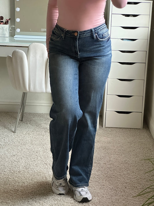 Stacy Jeans (tinted medium wash)