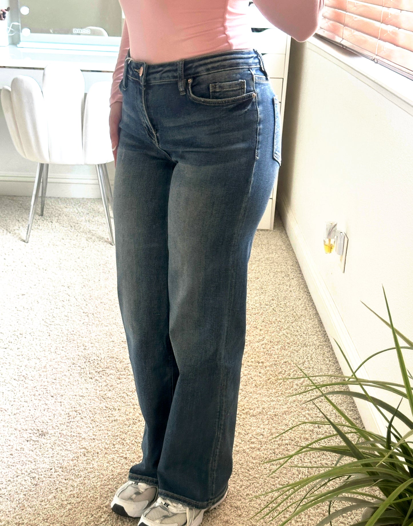 Stacy Jeans (tinted medium wash)